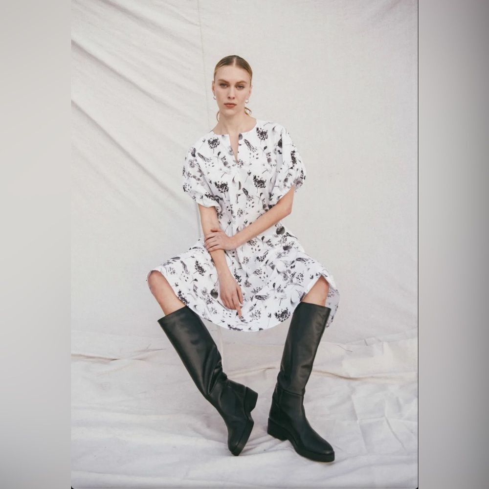 Deveaux Ophrah White and Black Floral Dress Fall 2021 RARE!